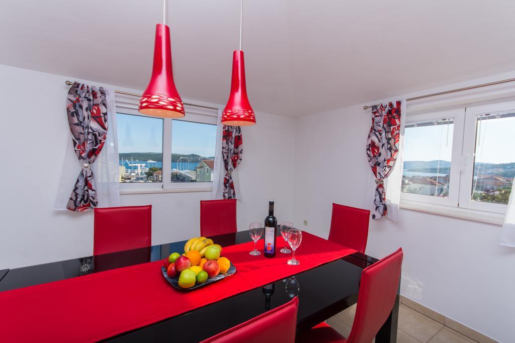 Apartments Barba Trogir Extérieur photo
