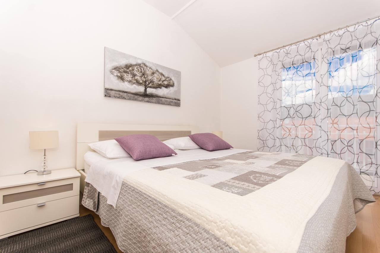 Apartments Barba Trogir Extérieur photo